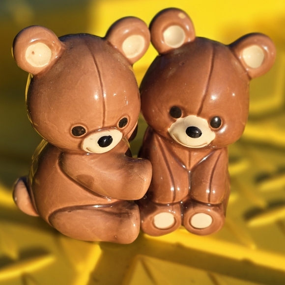 Vintage Norcrest Bear Salt and Pepper Shaker’s As Is - Picture 2 of 4